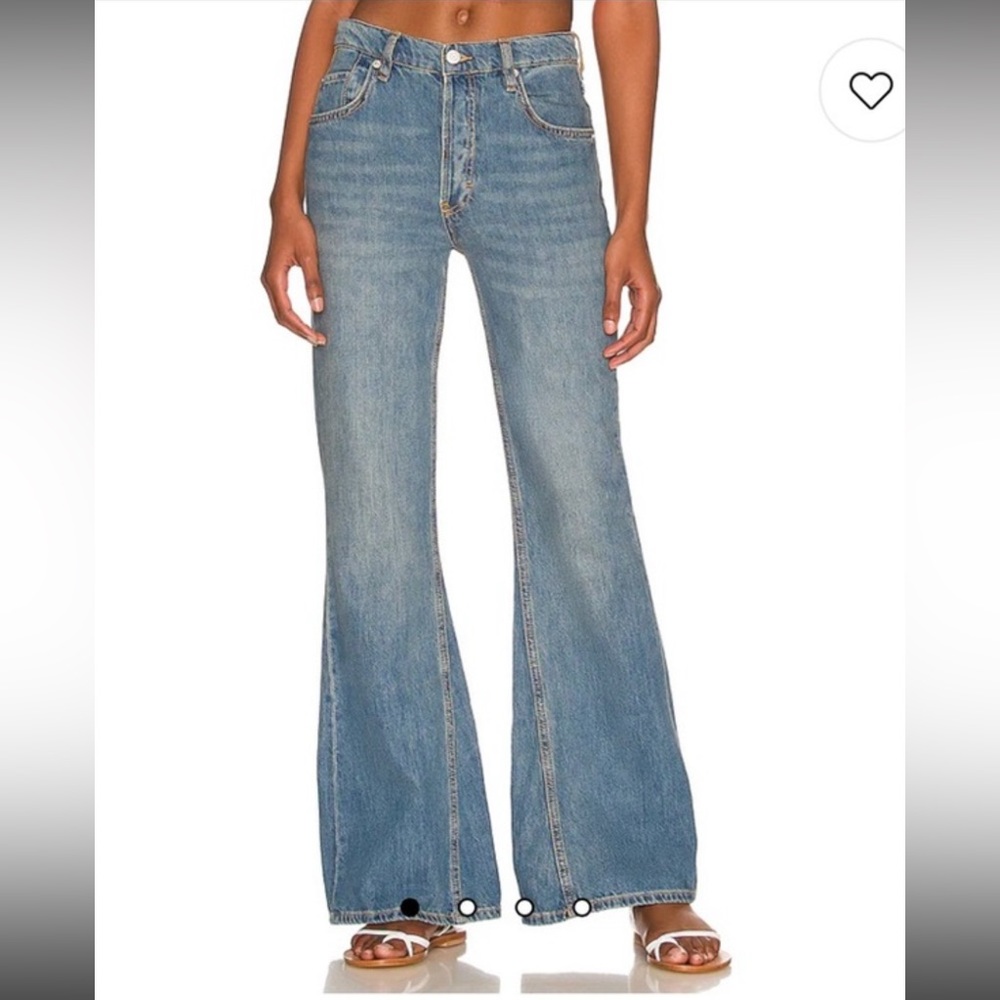 Free People NWT We The Free New Dawn Flare Jeans in Belgrade Blue size 27
